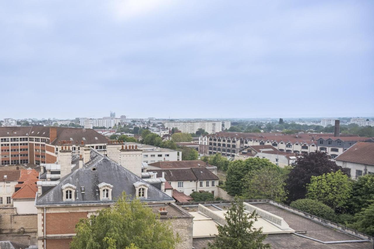 Апартаменти Evasion Urbaine - Vue Panoramique - Proche Gare Труа Екстер'єр фото